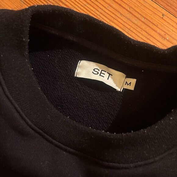 Set Active Crewneck in Onyx - Picture 3 of 5